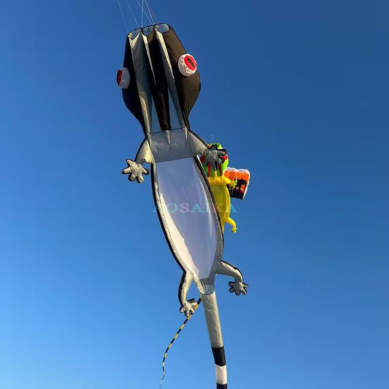 New Arrival Soft Inflatable 20M Gecko Kite Pendant 40d Nylon Ripstop Adults High Quality Colorful Animal Show Kites 