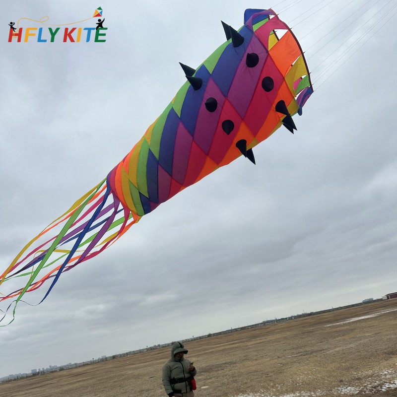8M double thorns kite pendant 40d ripstop nylon