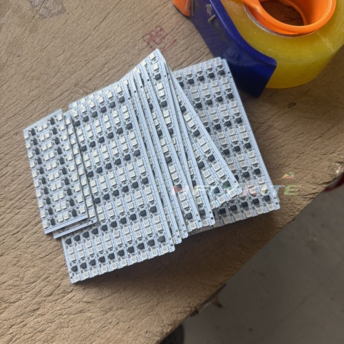 Led light bulb a group of 150pcs