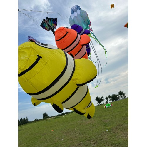 3.2m clownfish kite pendant 40d Ripstop Nylon 3.2m clownfish kite pendant 40d Ripstop Nylon