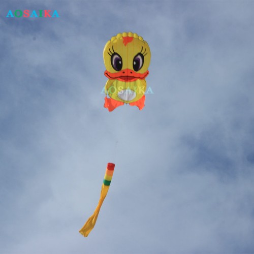 New Arrival Soft Inflatable 160*200cm Little Yellowe Duck Kite Polyester cloth Adults High Quality Colorful Animal Show Kites