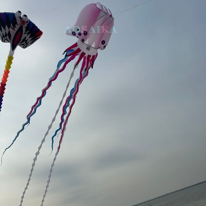 Soft Inflatable 18M/38M Jellyfish Kite Pendant 40d Ripstop Nylon For Adults High Quality Colorful Animal Show Kites 