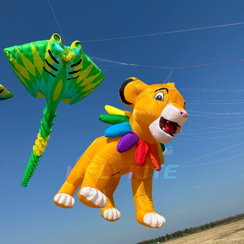 5M lion king kite pendant 