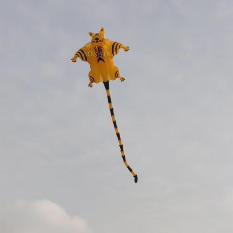 4*4 /6*6 /10*10M Tiger Kite Pendant 40d Ripstop Nylon For Adults High Quality Colorful Show Kites 