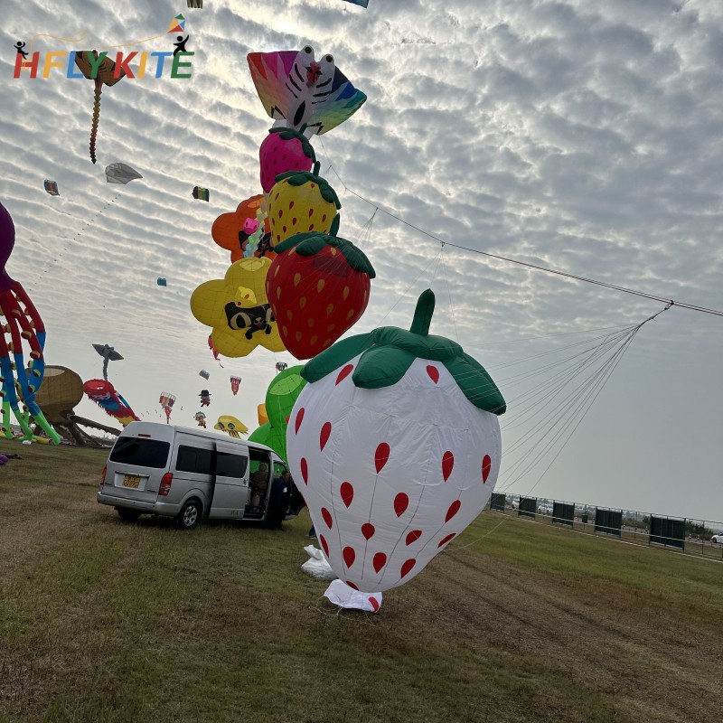 3.5M strawberry kite pendant 40d ripstop nylon 