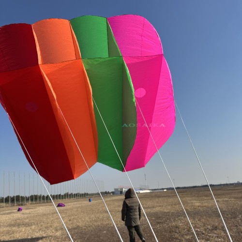 Soft Inflatable 28sqm Pilot Kite 40d ripstop nylon For Adults High Quality Colorful Show Kites